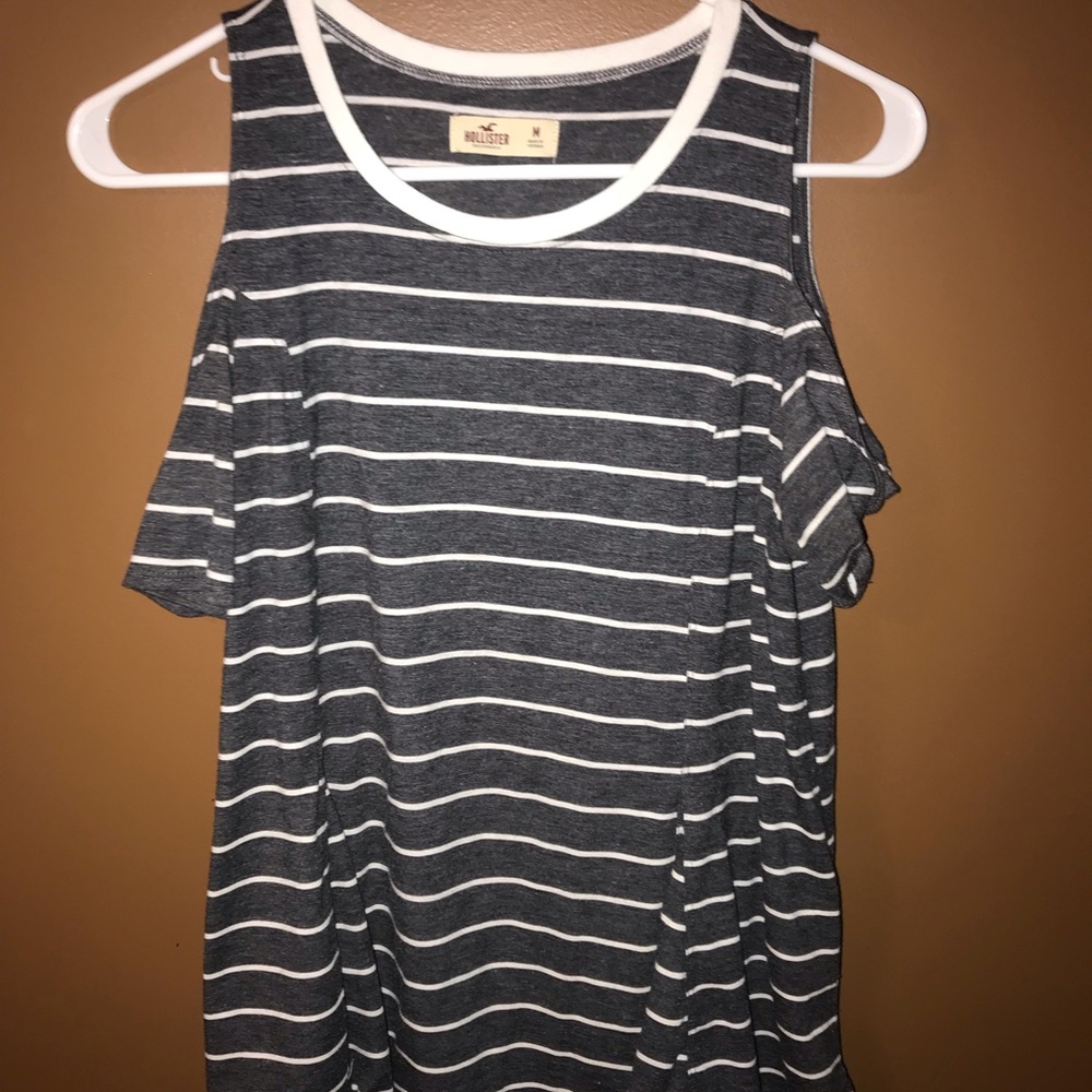Hollister shirt